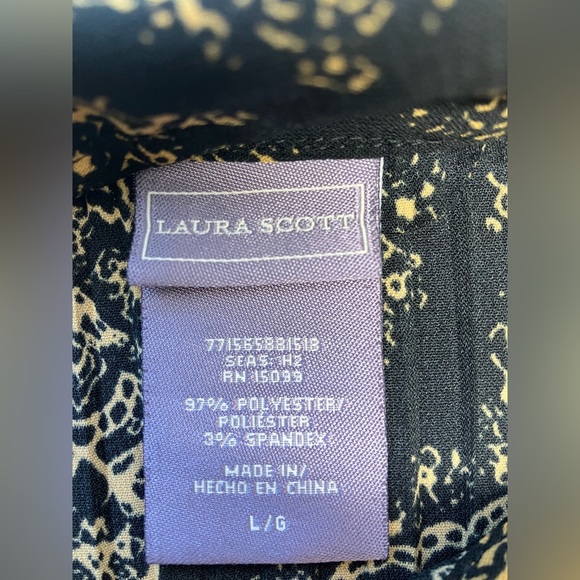 Women’s Ruffled Blouse w Accordian Pleats,Large, Black/Goldish, Laura Scott - Picture 7 of 7